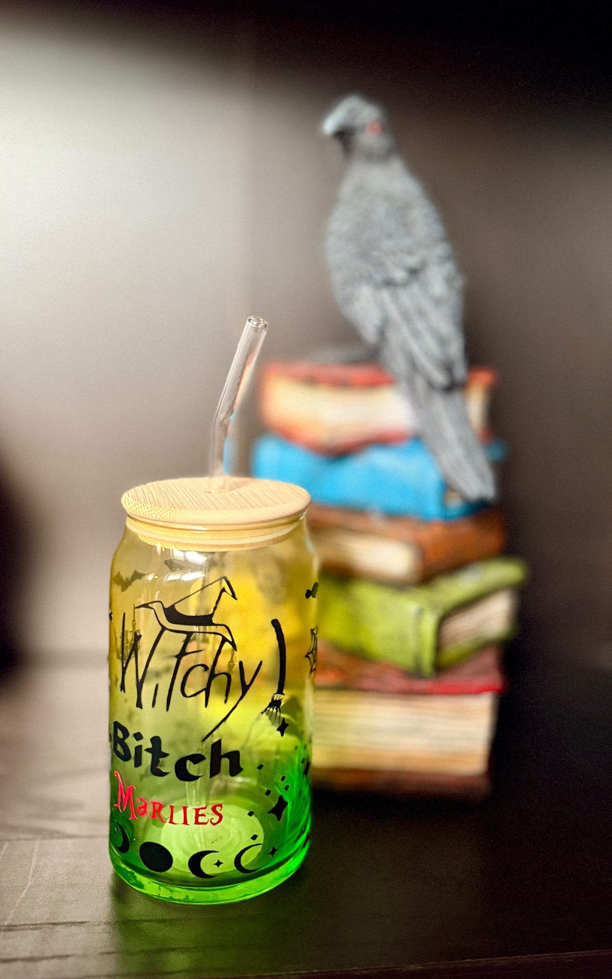 Trinkglas "Witchy Bitch [Name]"