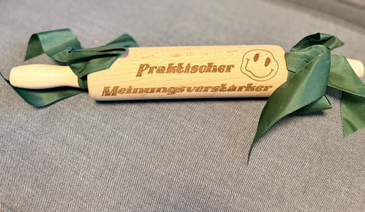 Nudelholz "Meinungsverstärker"